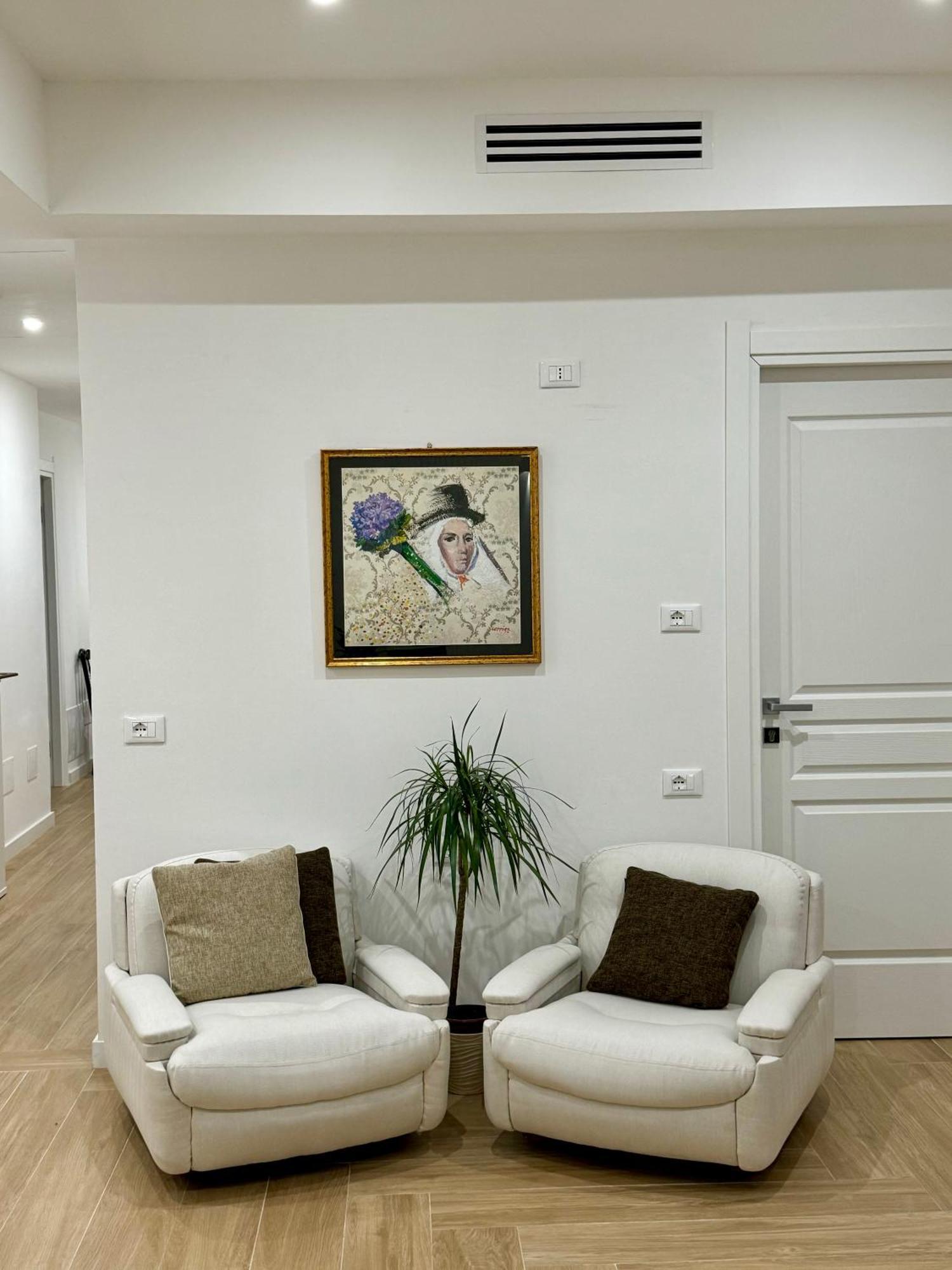 Feel Boutique Rooms Oristano Exteriör bild