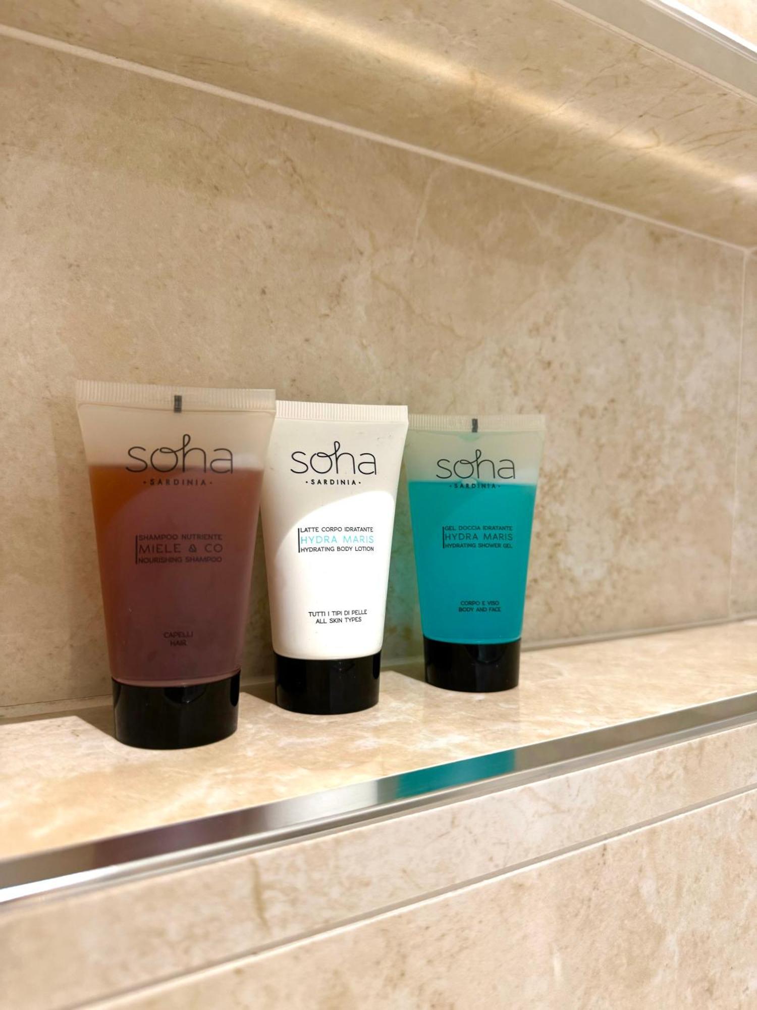 Feel Boutique Rooms Oristano Exteriör bild