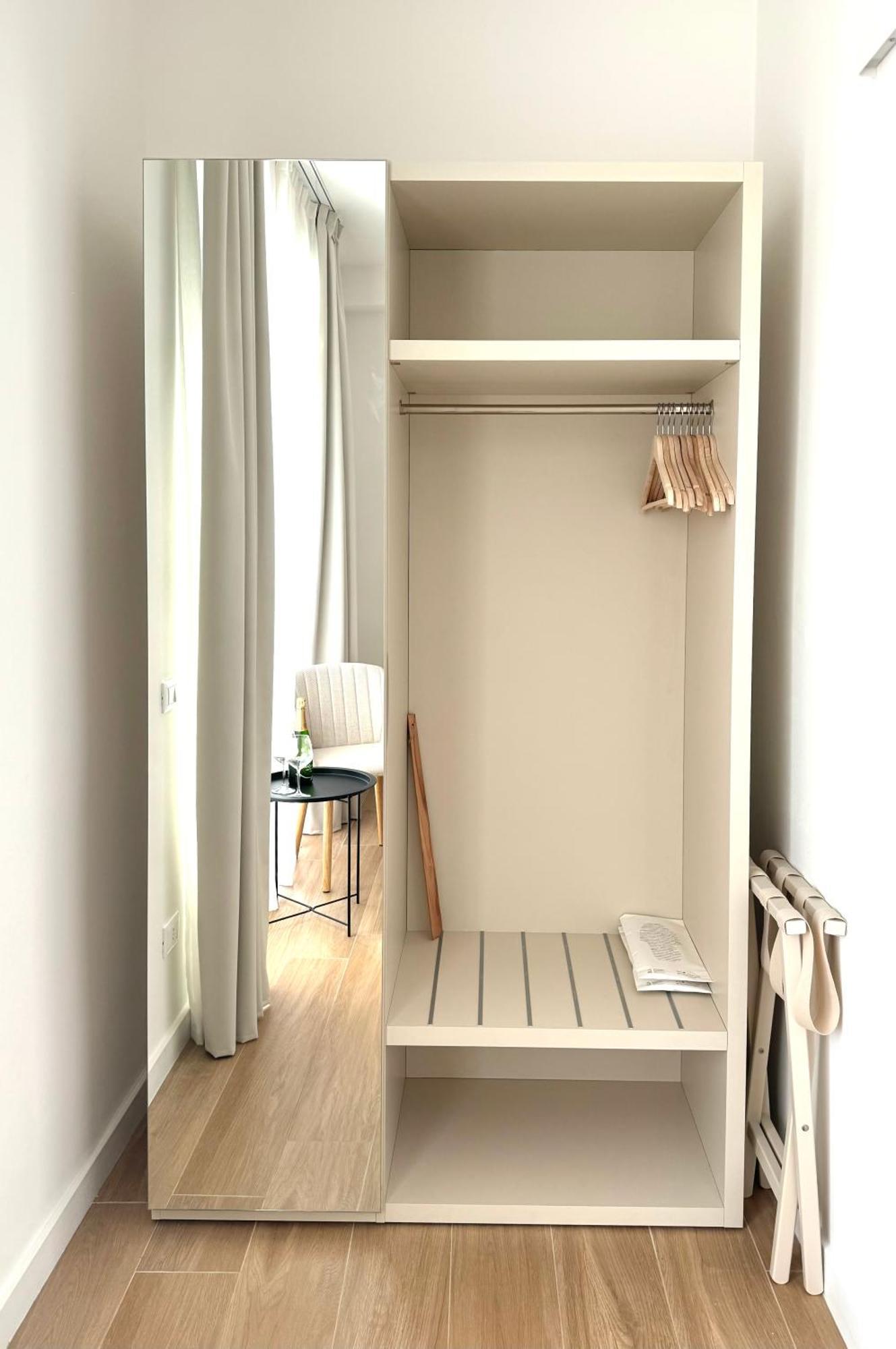 Feel Boutique Rooms Oristano Exteriör bild